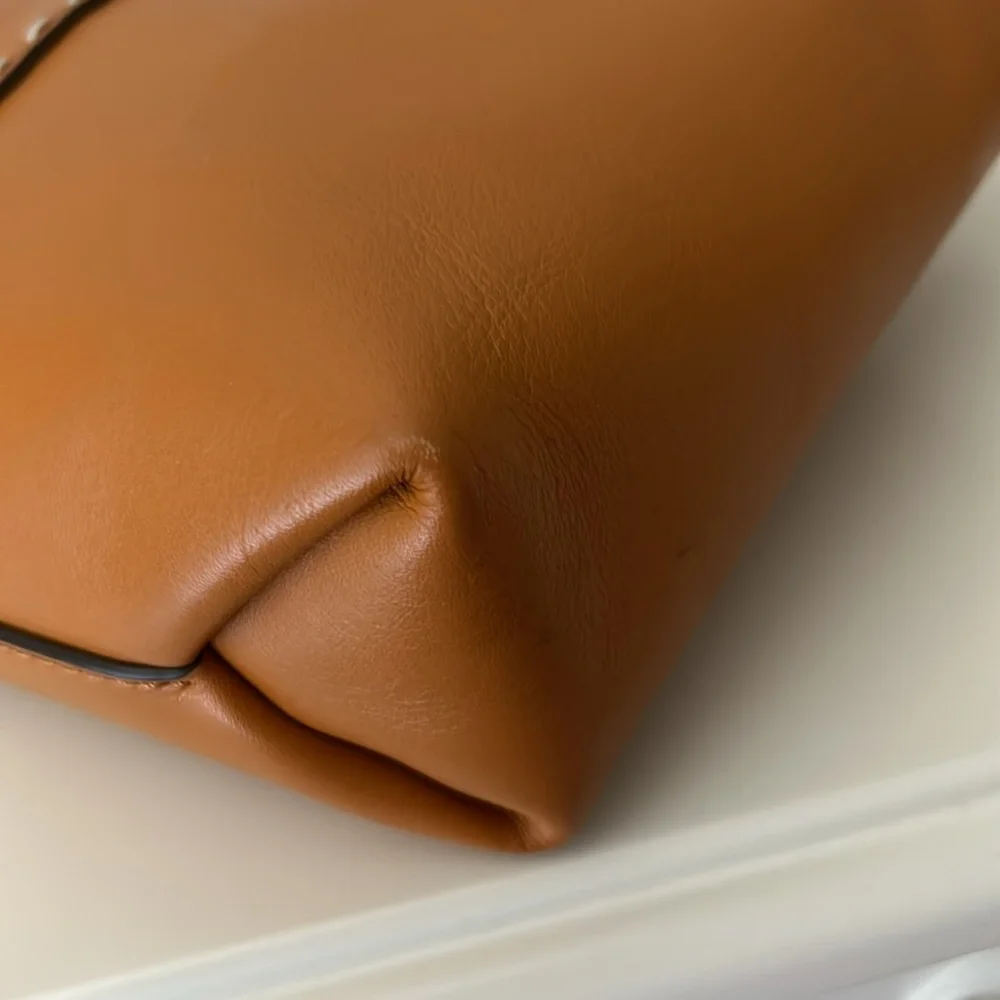 Tory Burch Squash Smooth Leather Mini McGraw Satchel - Picture 13 of 13